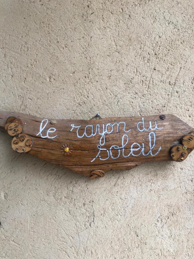 Le Rayon Du Soleil Apartment Trémolat Екстериор снимка
